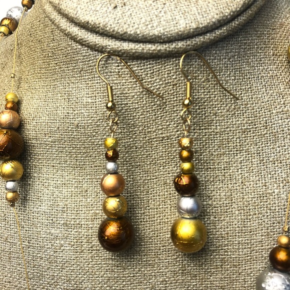 Gold Toned Bead Necklace and Earring Set - Picture 8 of 11